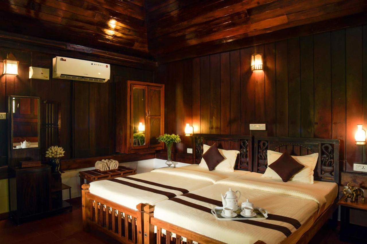 Stayvista At La Riva Heritage Villa With Bicycle Alappuzha Kültér fotó